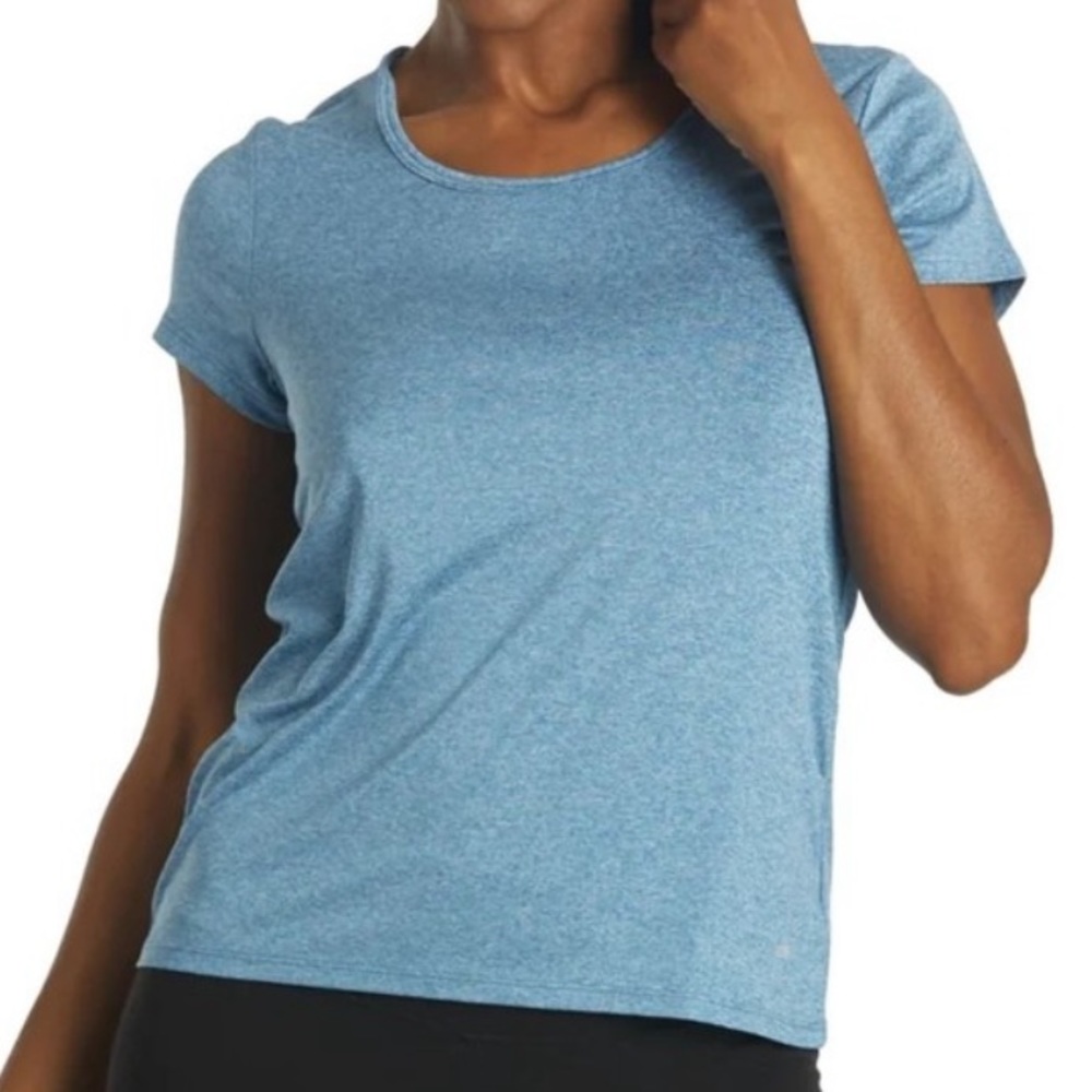 Marika Yoga Tee Shirt. Size: XL